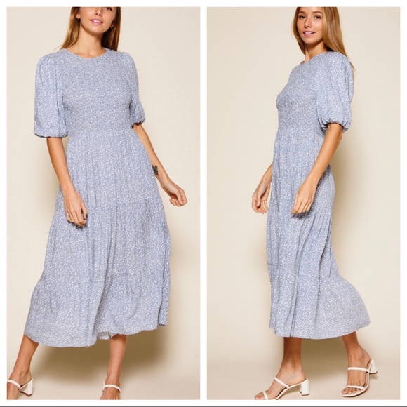 01 Most Fabulous Puff Half Sleeve Floral Smocked Midi Dress - Picture 2 of 4